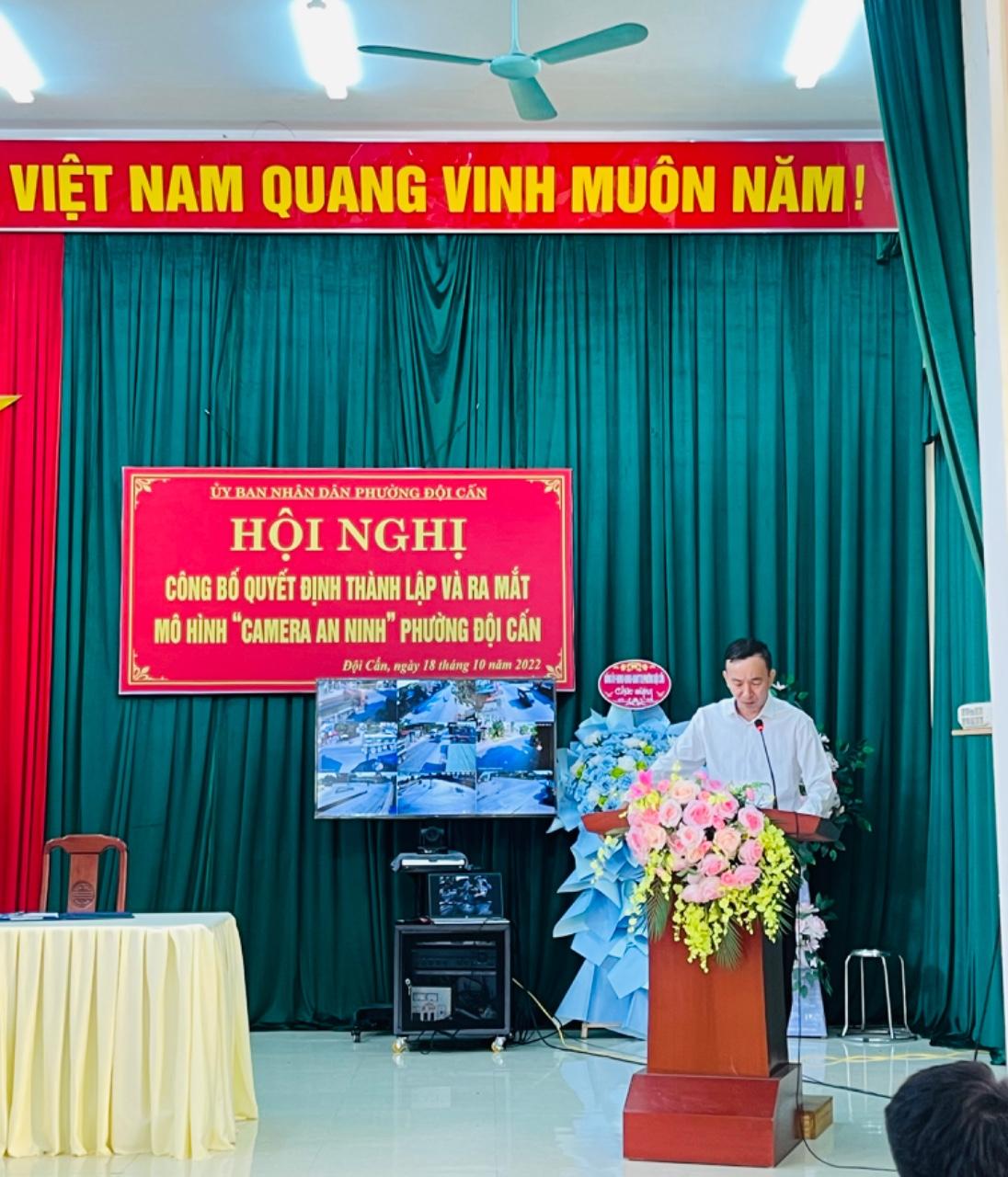 Đồng chí Quách Nam Sơn - Phó bí thư Đảng uỷ, chủ tịch UBND phường khai mạc hội nghị.