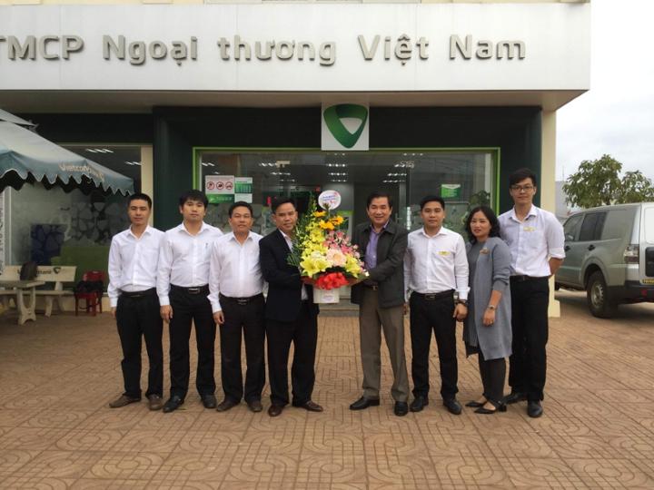 VIETCOMBANK chi nhánh huyện Krông Năng kỷ niệm 1 năm thành lập chi nhánh