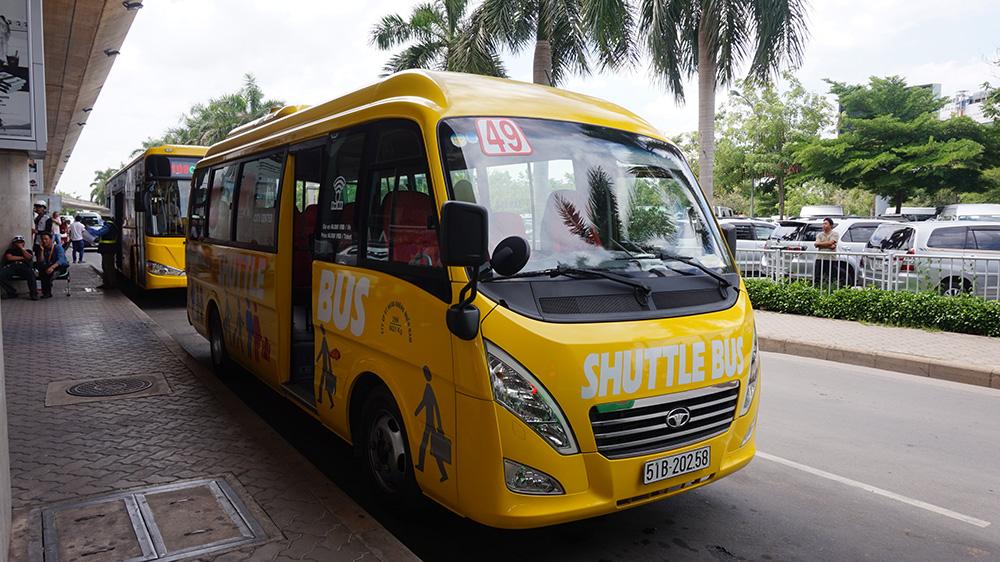 Từ sân bay Liên Khương có thể bắt xe buýt về trung tâm Đà Lạt