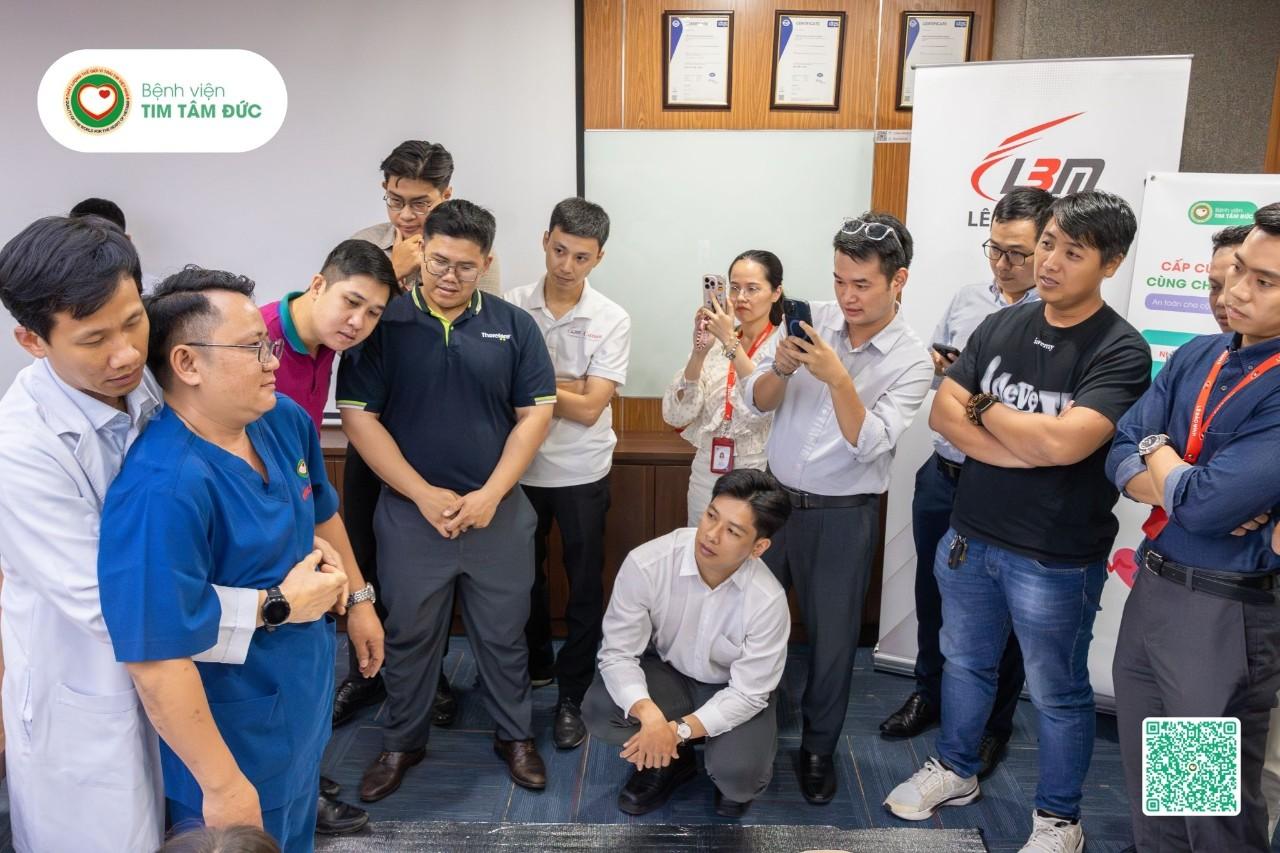 tập huấn hồi sức tim phổi CPR tại Công ty Lê Bảo Minh – Canon Vietnam