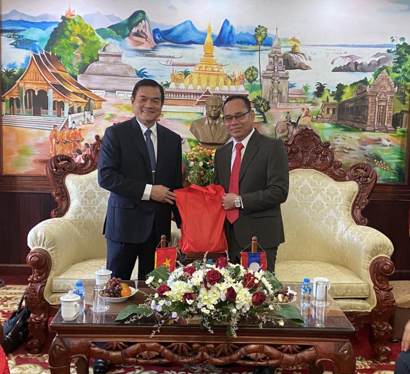 https://zalo-article-photo.zadn.vn/663a535dbe1657480e07#248611688