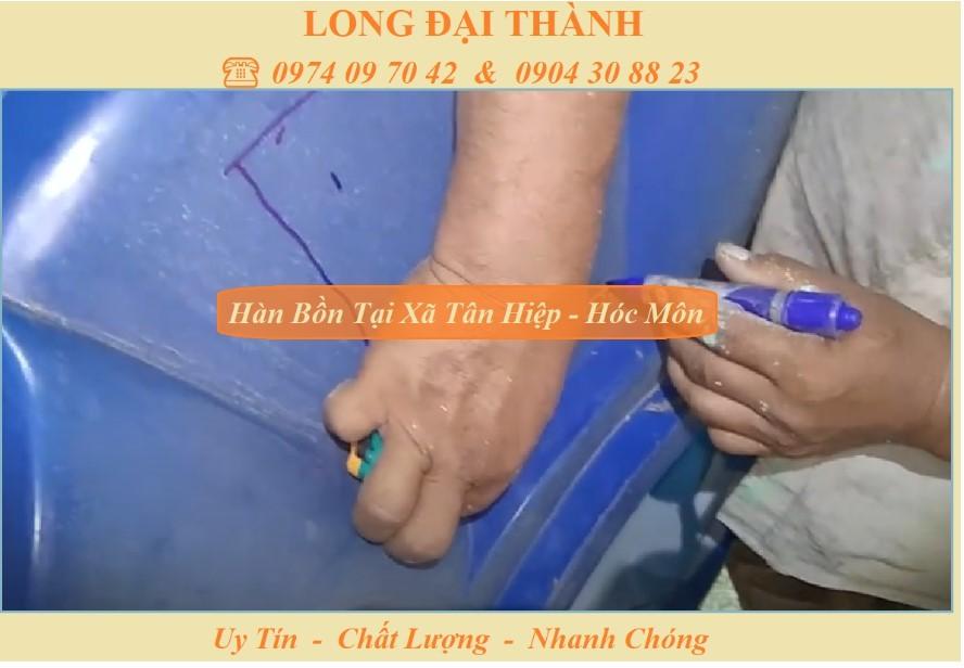 h&agrave;n sửa bồn nước h&oacute;c m&ocirc;n