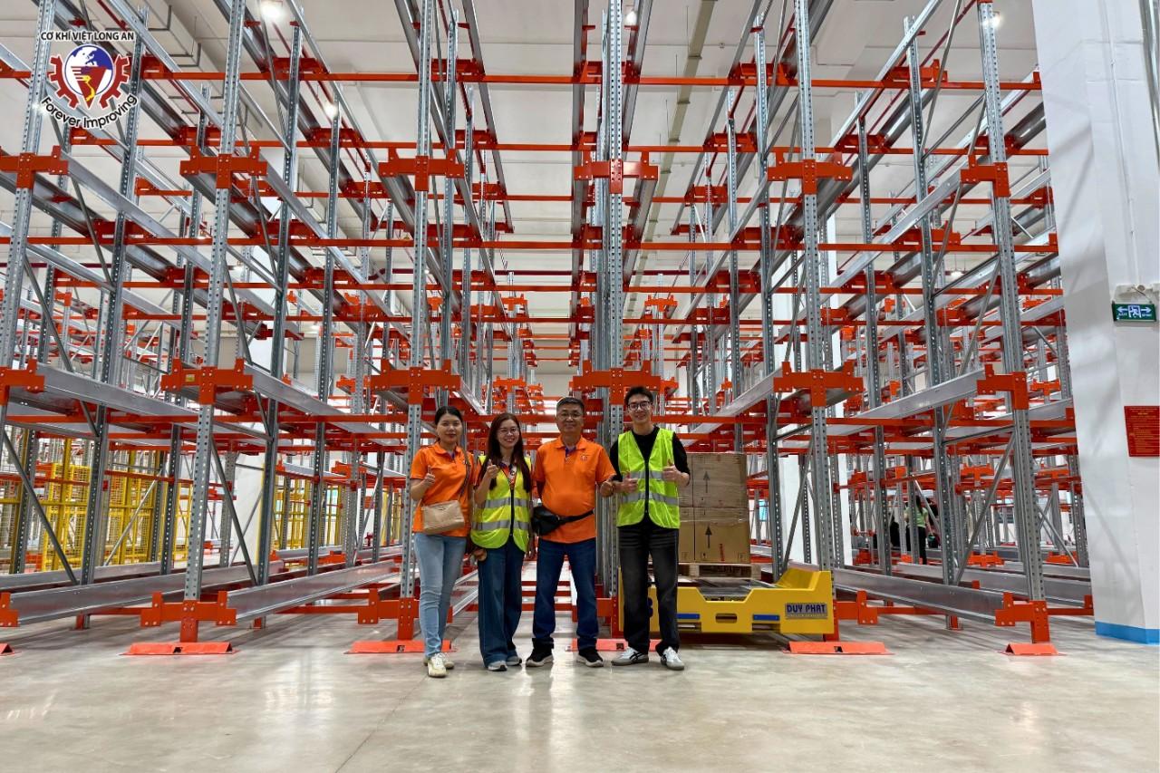 Kệ tự động Shuttle c&ocirc;ng ty Ho Star