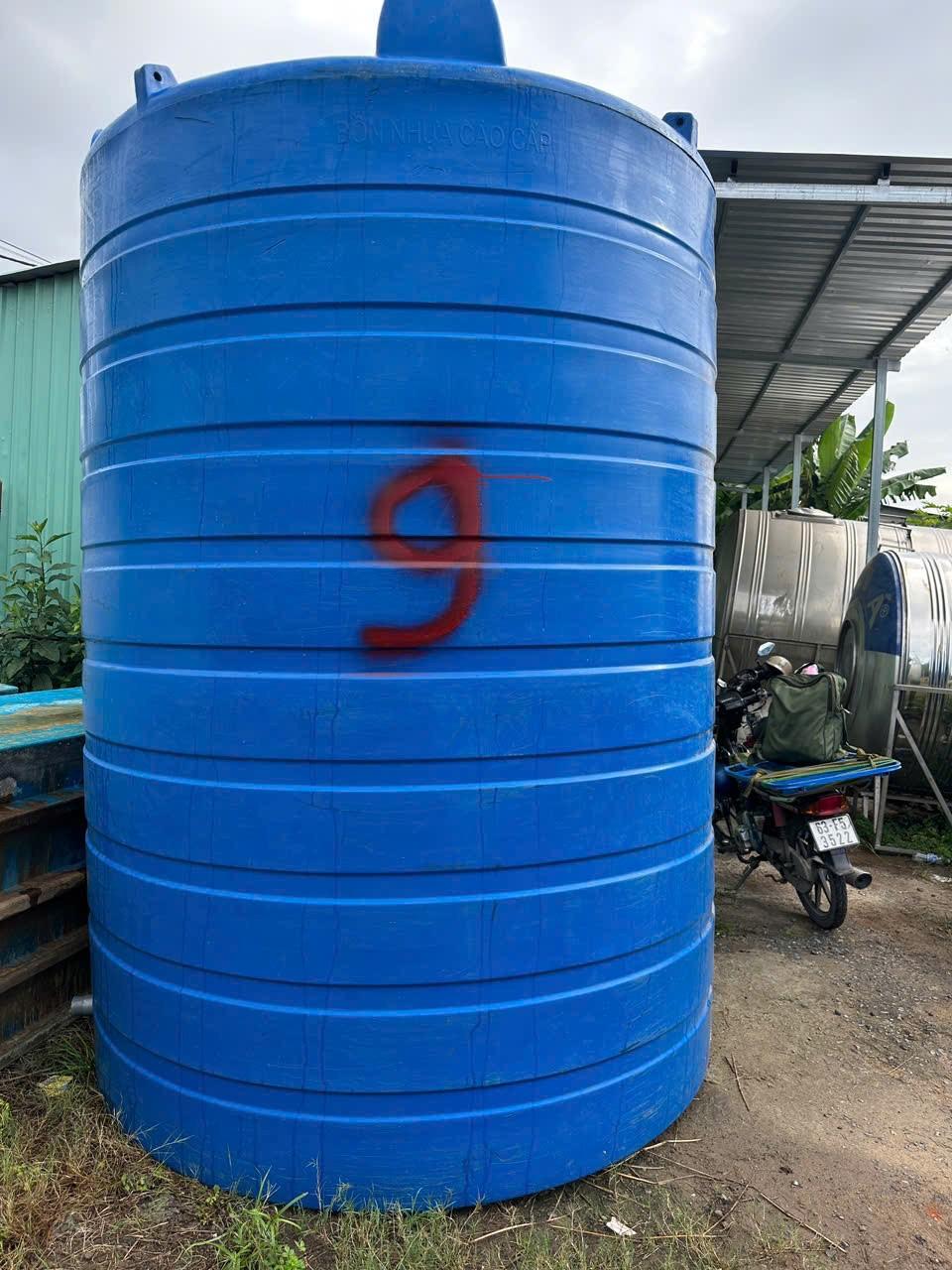 bồn 10 khối nhựa cũ Sơn Hà