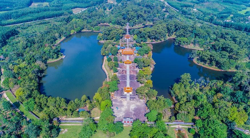 Toàn cảnh Lăng Minh Mạng