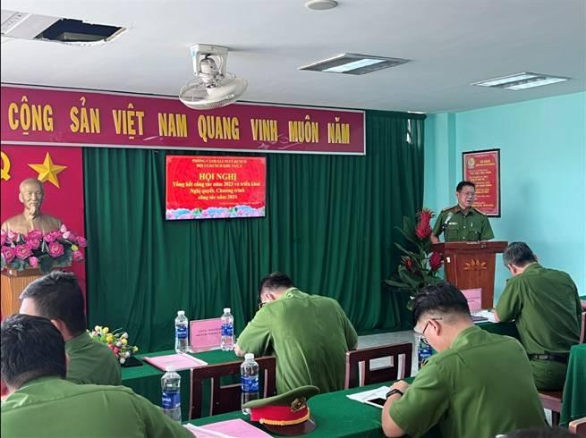 https://zalo-article-photo.zadn.vn/dc15ee994acea390fadf#311981094