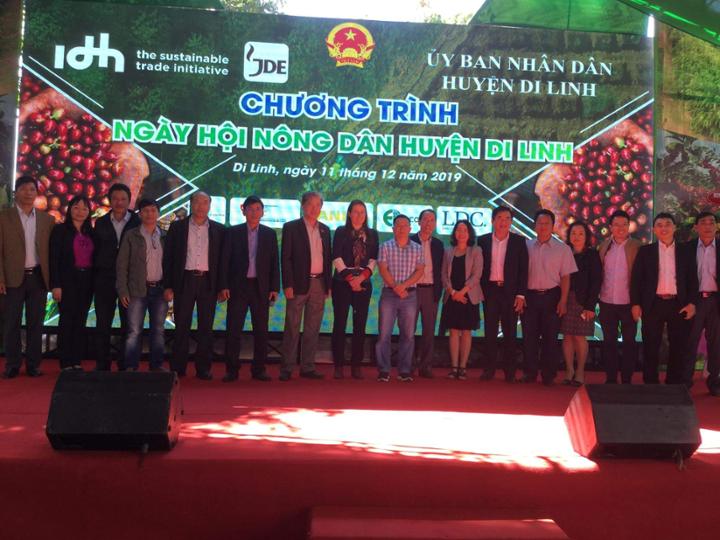 Đoàn công tác huyện Krông Năng tham dự Ngày hội Nông dân tại huyện Di Linh, tỉnh Lâm Đồng